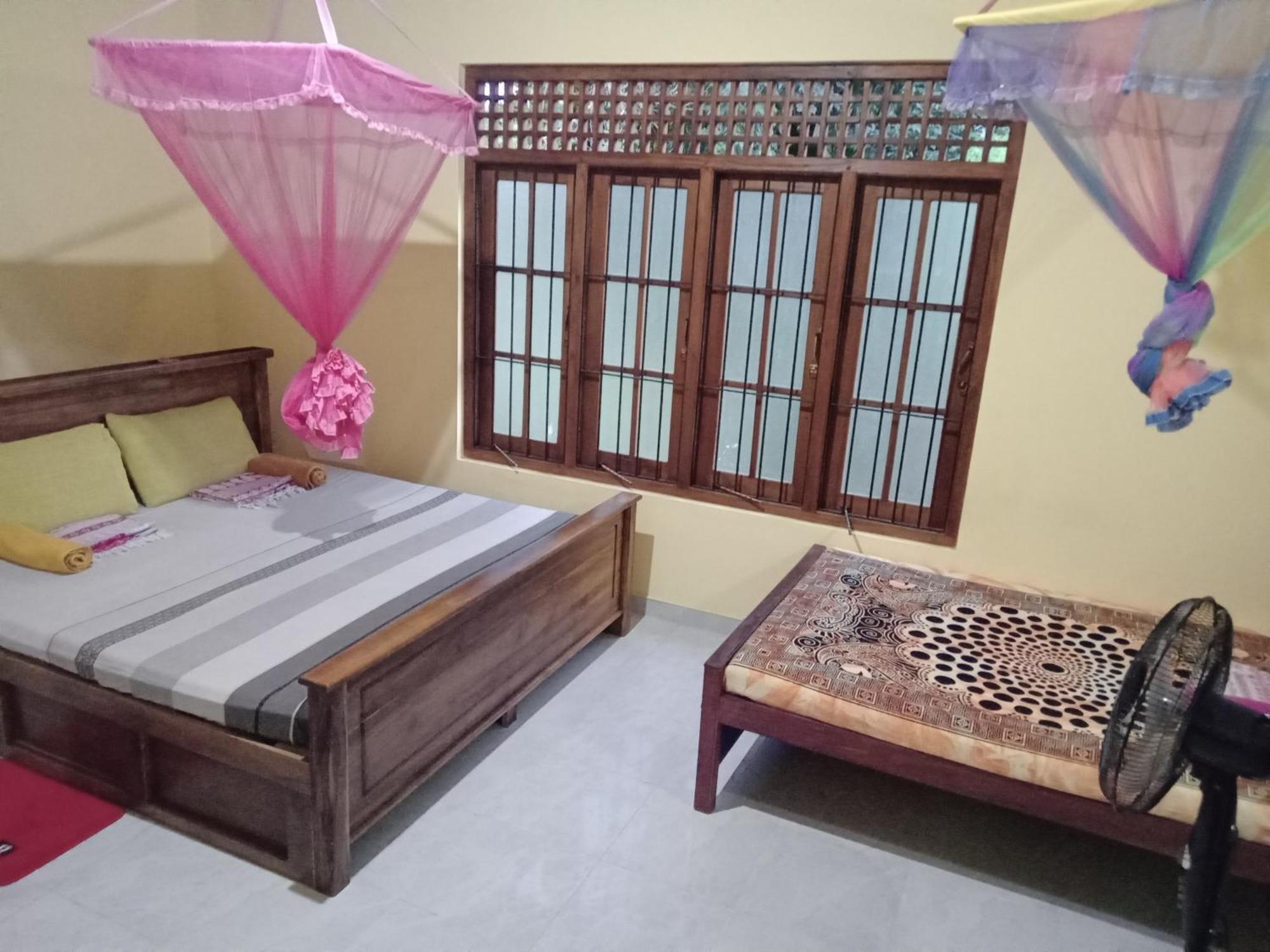 Jungle Village Homestay Pinnawala  Phòng bức ảnh